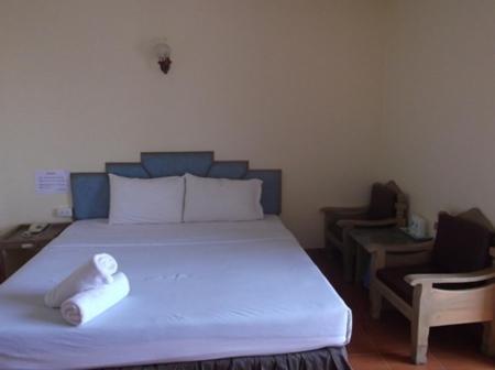 Sr Hotel Surat Thani Phòng bức ảnh